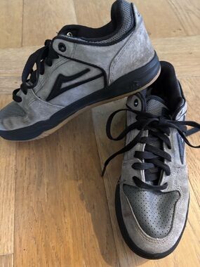 Lakai boys skateboarding shoes